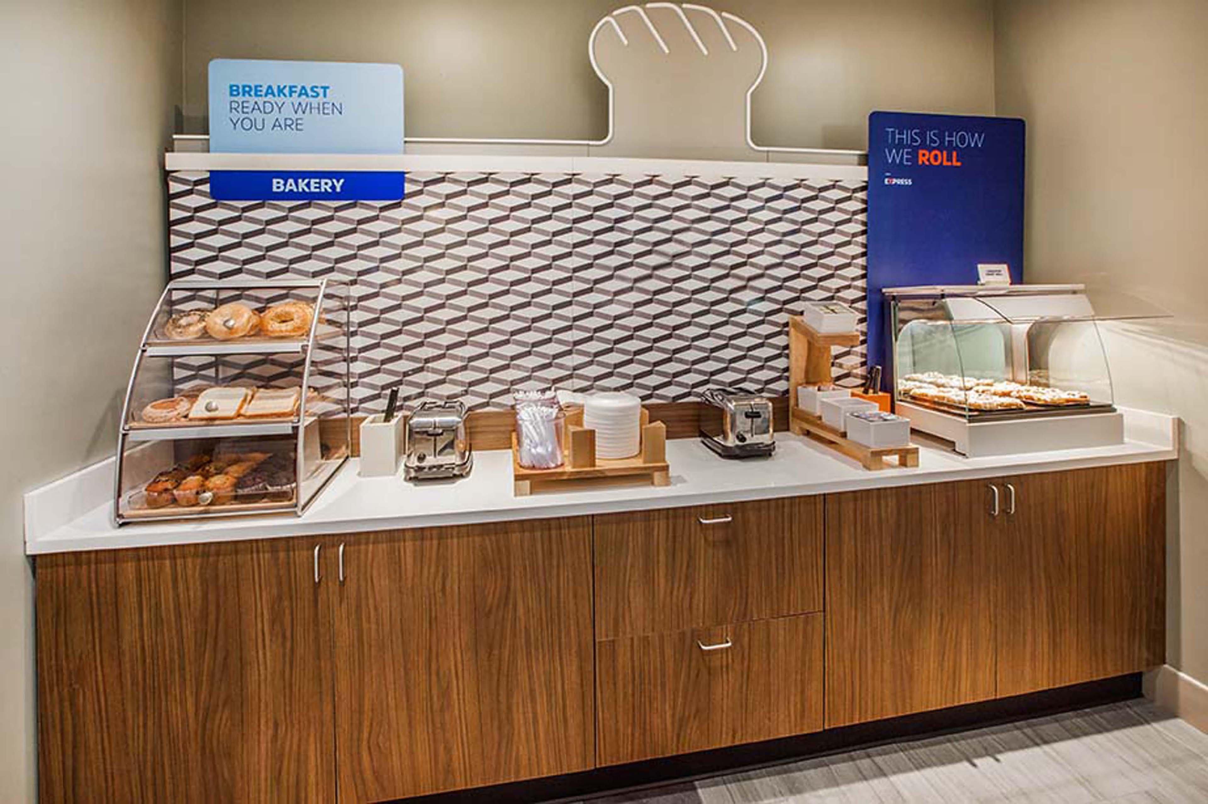 Holiday Inn Express & Suites - St Peters By Ihg Saint Peters Extérieur photo